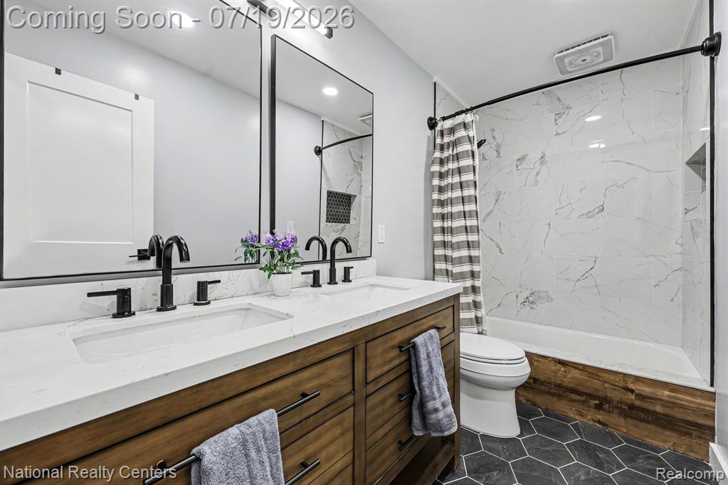 290 Larkspur Street, Ann Arbor, MI 48105 — Photo 17