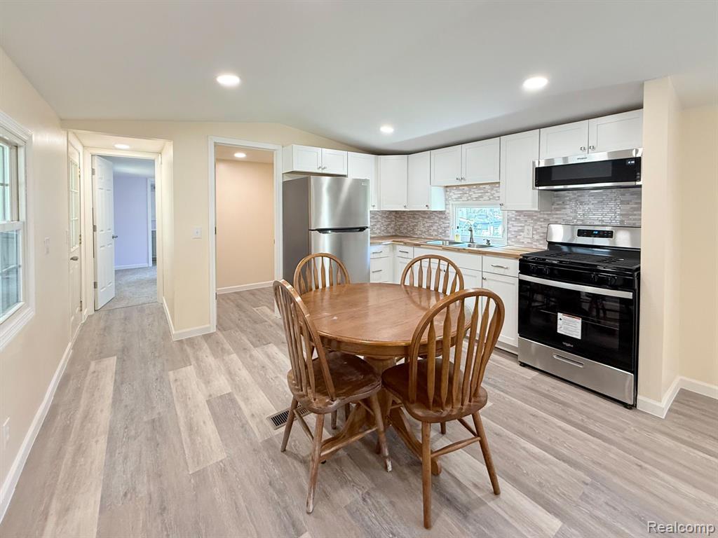 3026 Village Lane, Lot #63, Brooklyn, MI 49230 — Photo 6