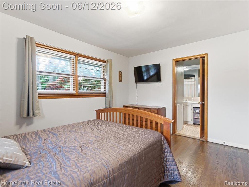 1775 N GULLEY Road, Dearborn Heights, MI 48127 — Photo 26
