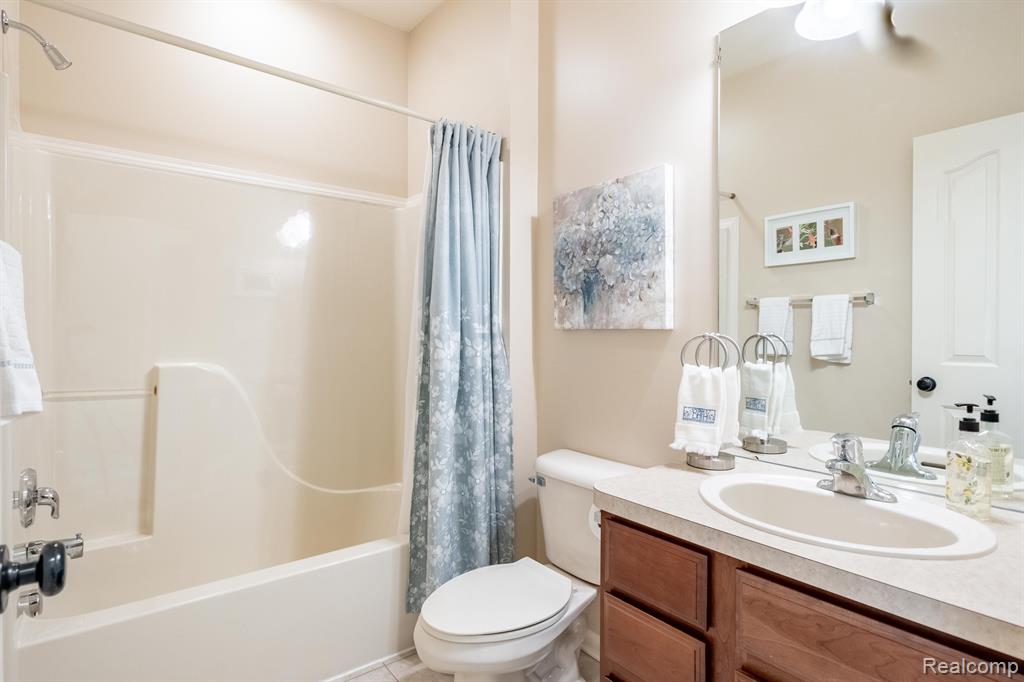729 TELYA Ridge, Milford, MI 48381 — Photo 8
