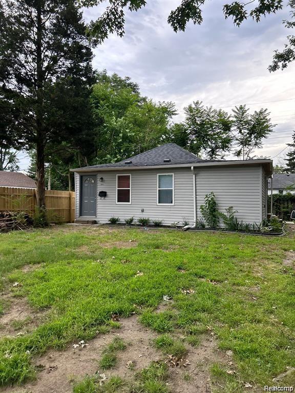 5003 ASHLEY Street, Grosse Pointe, MI 48236 — front exterior