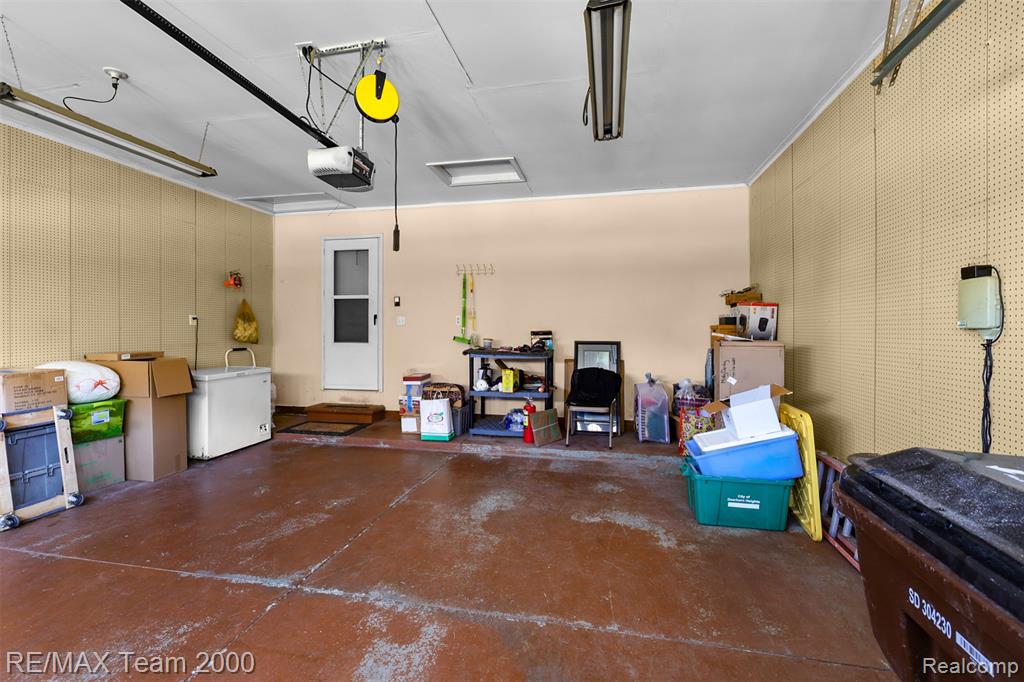 421 Light Tower Court, Belleville, MI 48111 — Photo 35