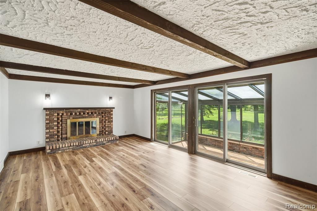 29940 29 Mile Road, Lenox, MI 48048 — Photo 17