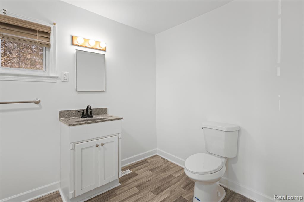 410 S Woodworth Street, Corunna, MI 48817 — Photo 19