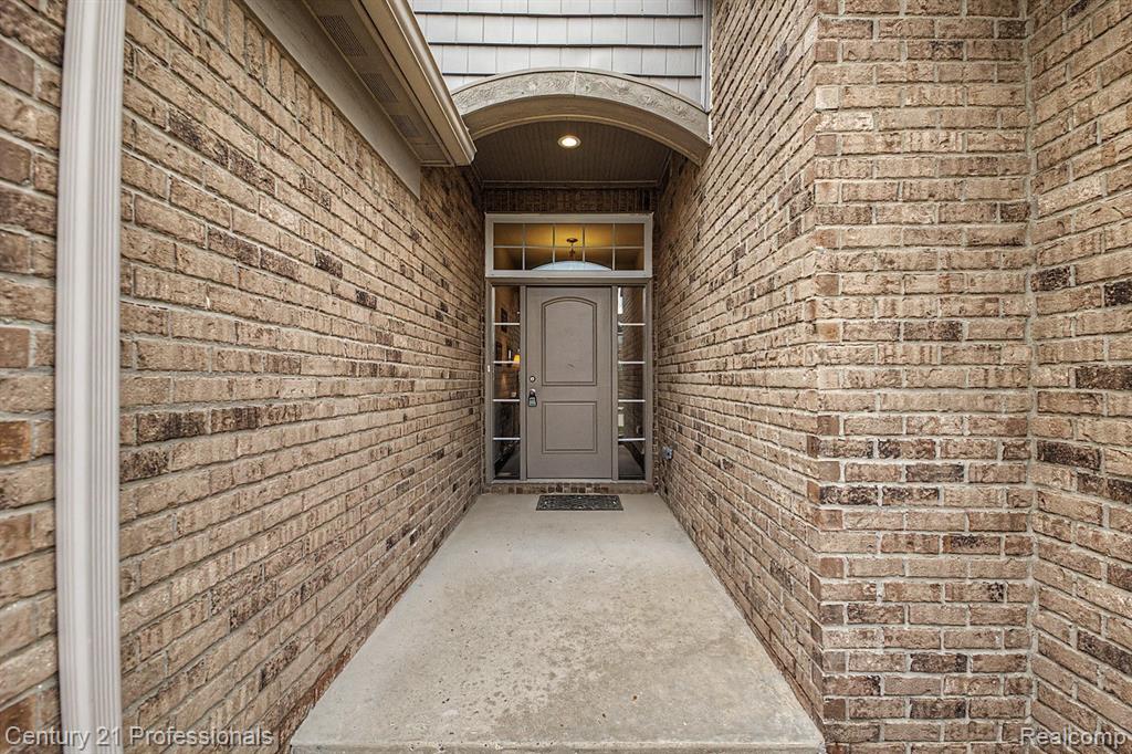 49455 Messara Drive, Macomb, MI 48042 — Photo 7