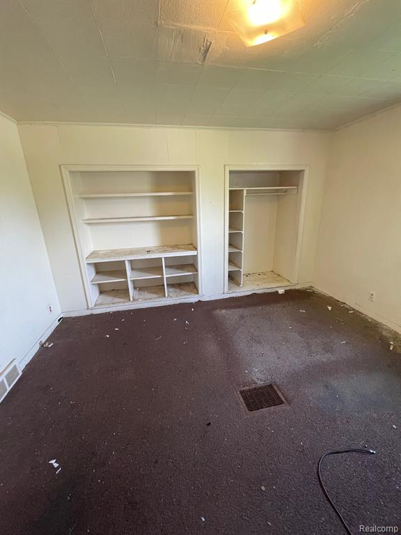 9215 BEDFORD Street, Detroit, MI 48224 — Photo 13