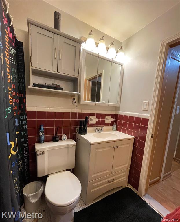 9979 Berwyn, Redford, MI 48239 — Photo 11