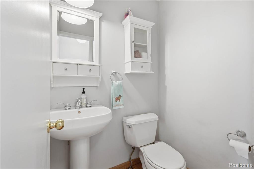 5105 Mohawk Avenue, Clarkston, MI 48348 — Photo 18
