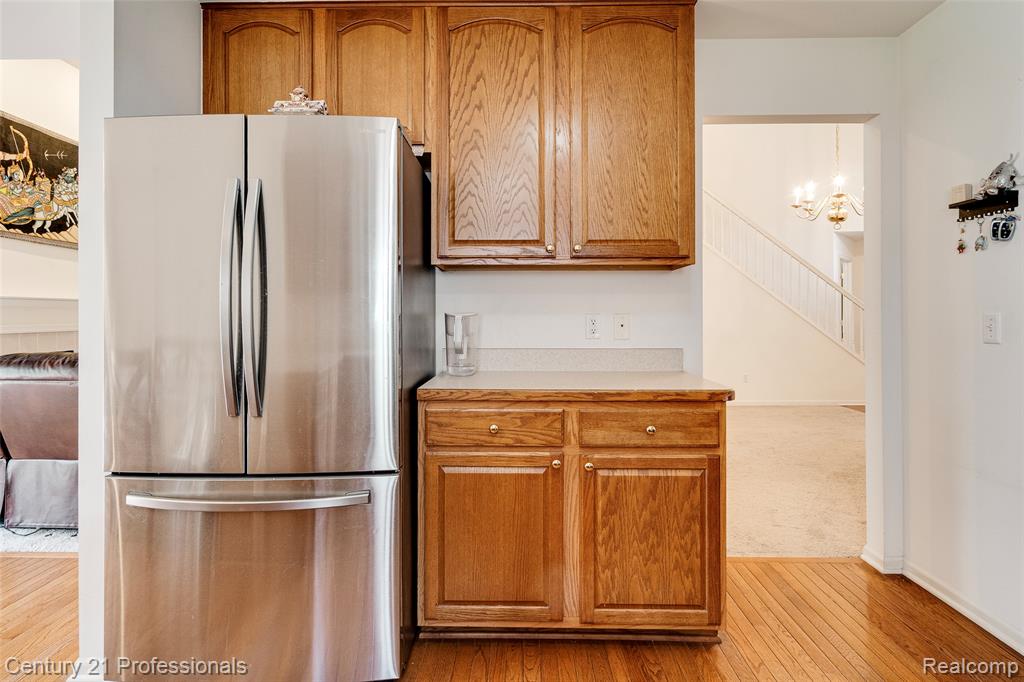 5958 Lochmore Drive, Commerce Twp, MI 48382 — Photo 32