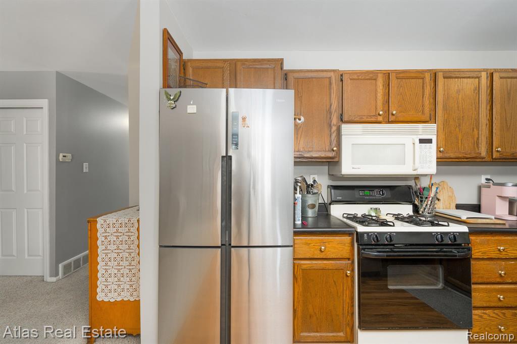 11396 Hill Road, Goodrich Vlg, MI — Photo 14