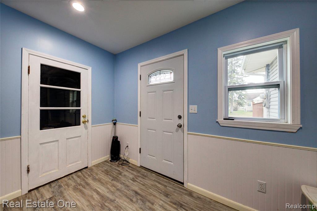 2293 Nichols Avenue, Grand Blanc, MI 48507 — Photo 23
