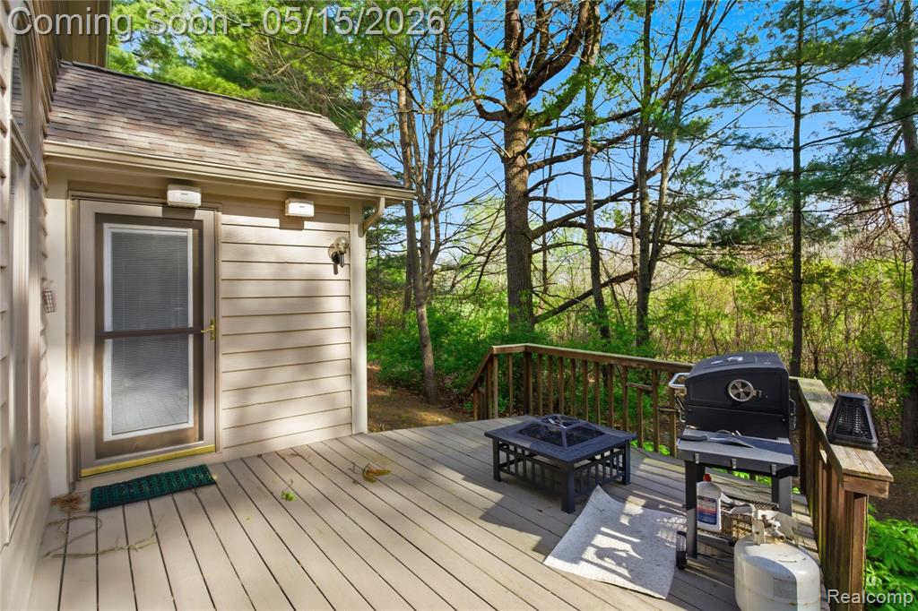 6432 Pinebrook Lane, Burton, MI 48509 — Photo 42