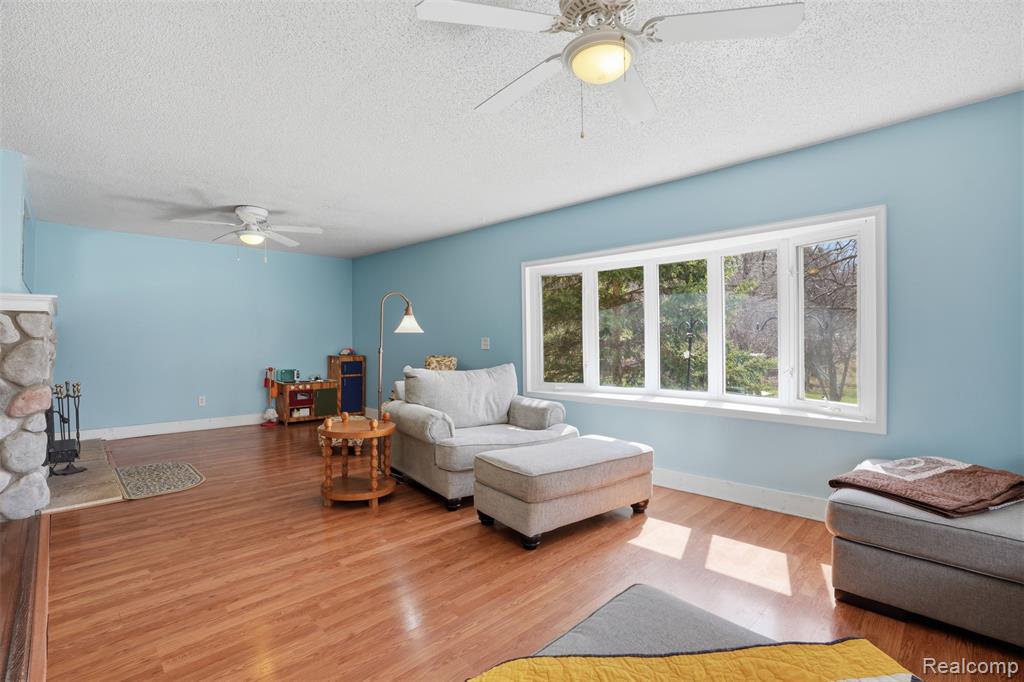 9669 Hadley Road, Clarkston, MI 48348 — Photo 17