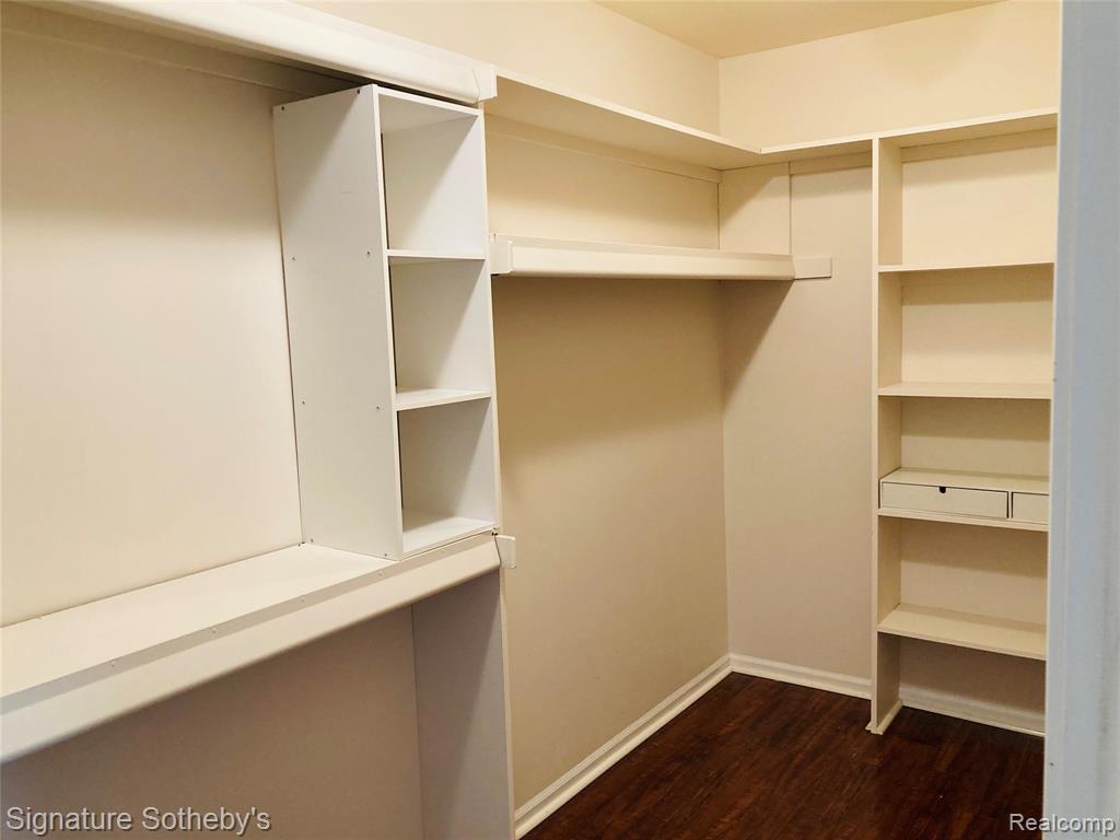 1070 Arthur Drive, Troy, MI 48083 — Photo 22