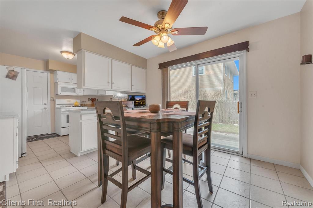 700 TOLL Street, Monroe, MI 48162 — Photo 9