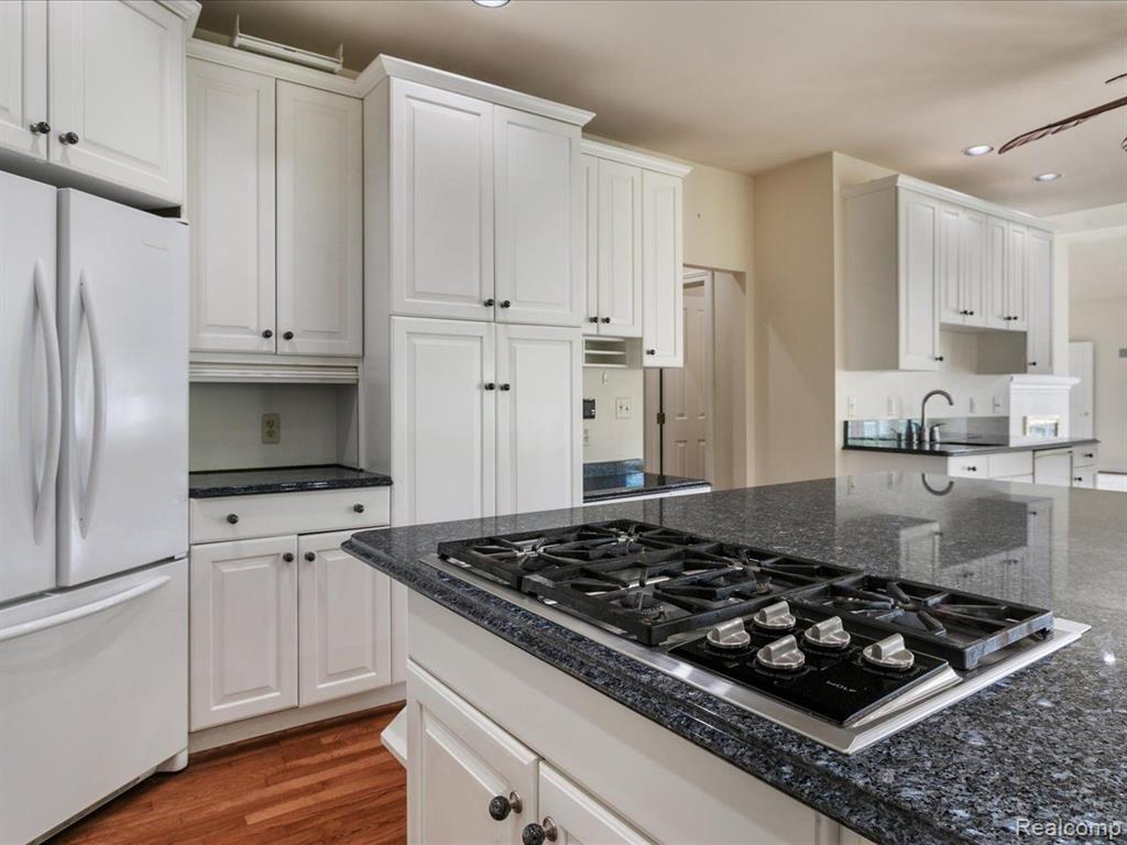 3744 RIVERVIEW TERRACE N, East China, MI — Photo 19
