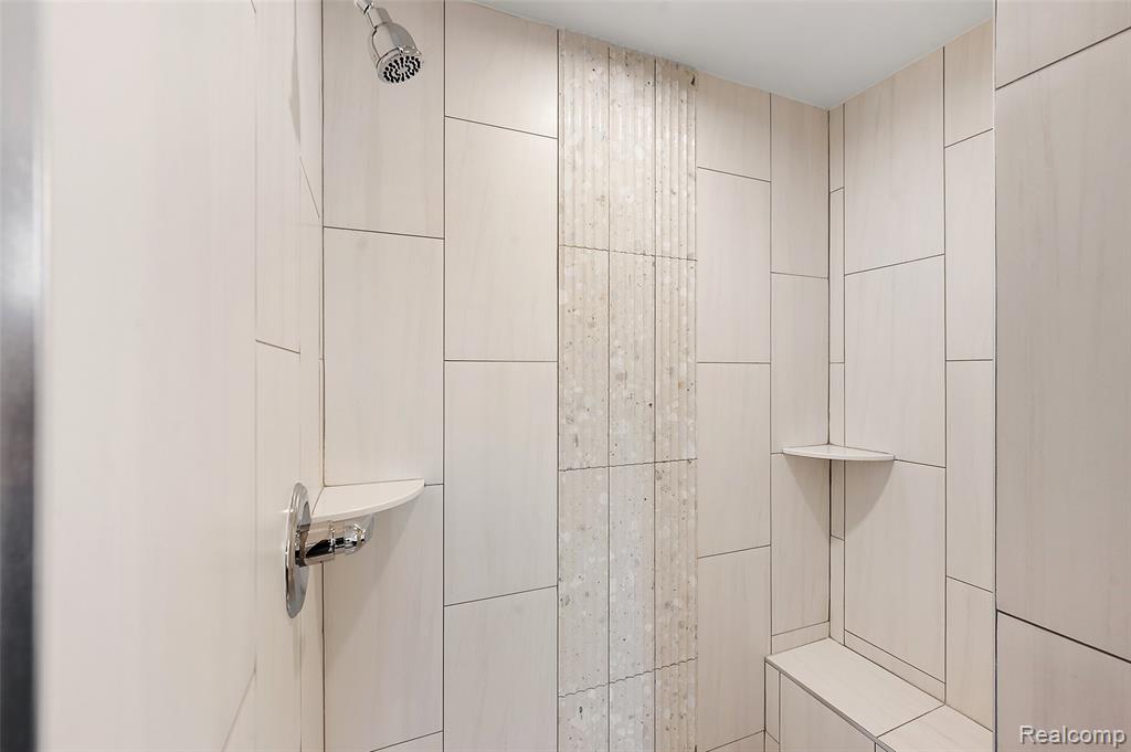 28324 Nadia Lane, New Baltimore, MI 48047 — Photo 37