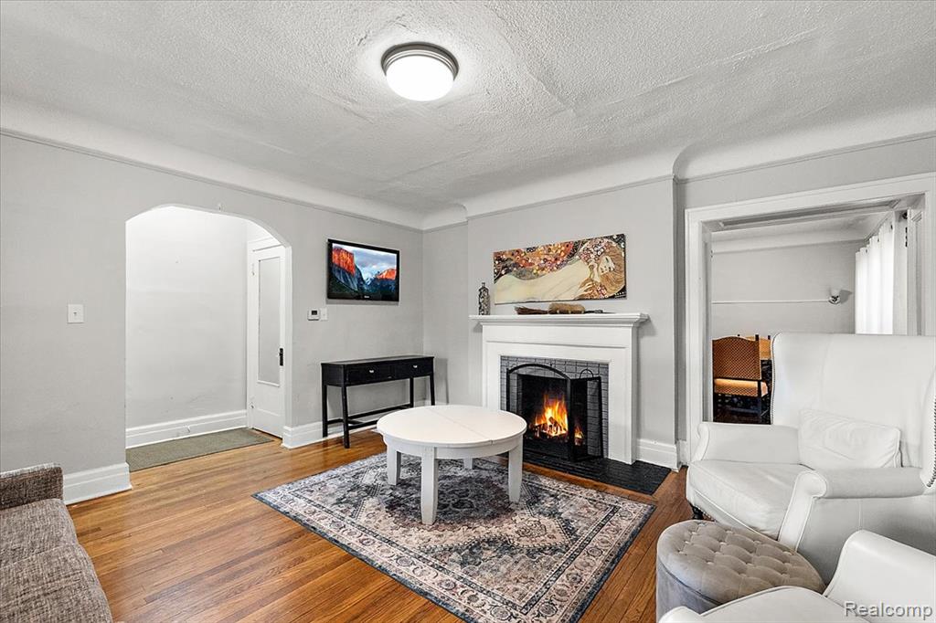 2256 W Philadelphia Street, Detroit, MI 48206 — Photo 37