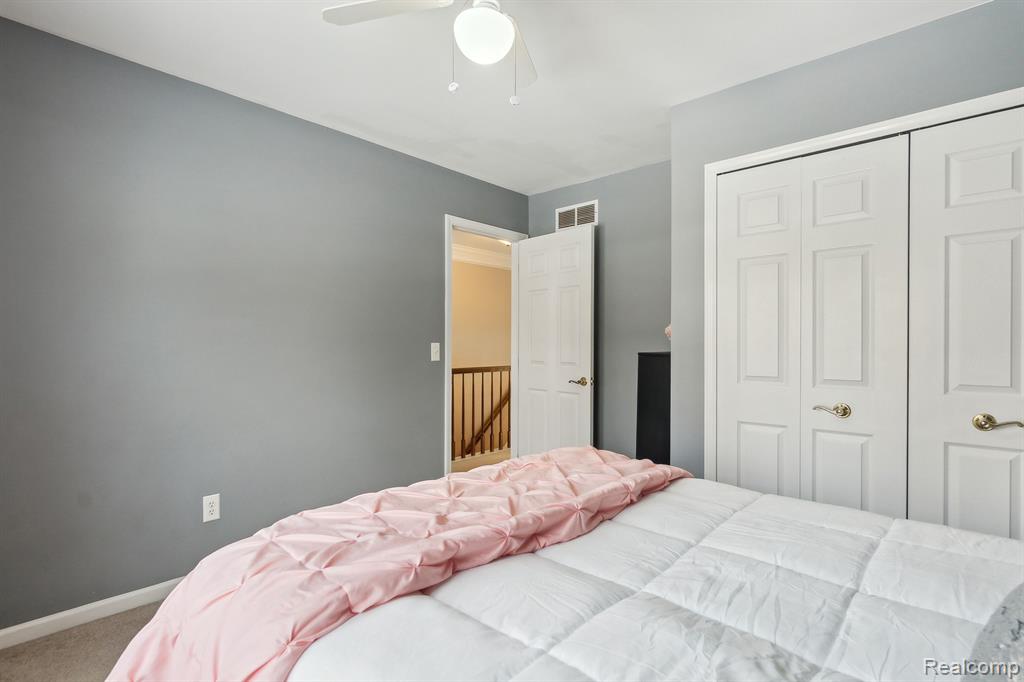 2086 CUMBERLAND Drive, Brighton, MI 48114 — Photo 30