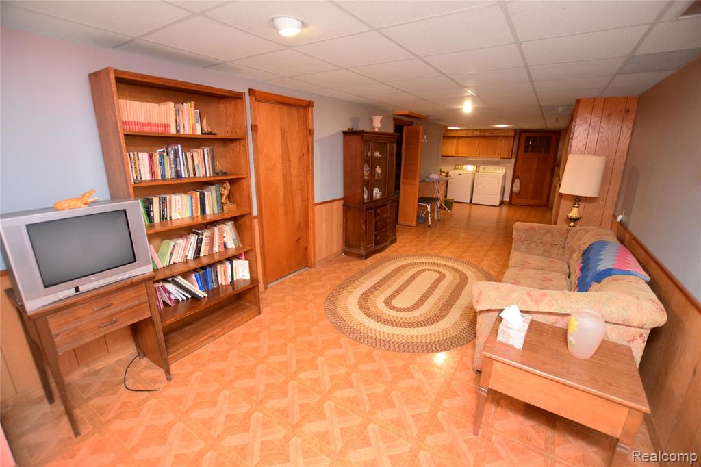 1349 Ox Yoke Drive, Flint, MI 48532 — Photo 18