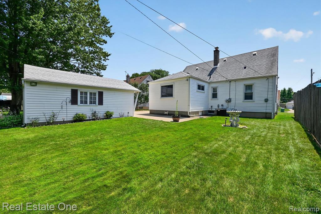 28662 Sheridan Street, Garden City, MI — Photo 36