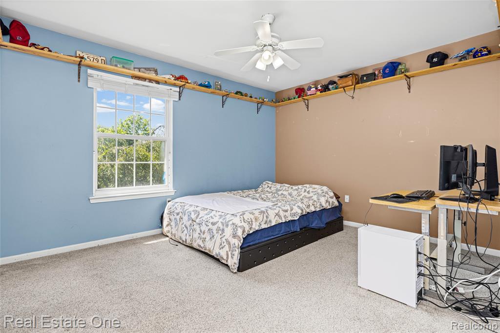 7570 Greenway Lane, West Bloomfield, MI 48324 — Photo 45