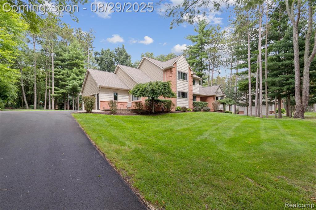 7856 N Kilkenny Drive, Brighton, MI 48116 — Photo 4