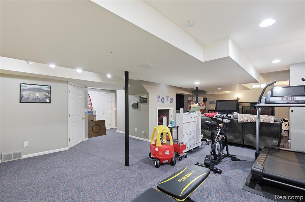 1817 Deer View Court, Howell, MI 48843 — Photo 62