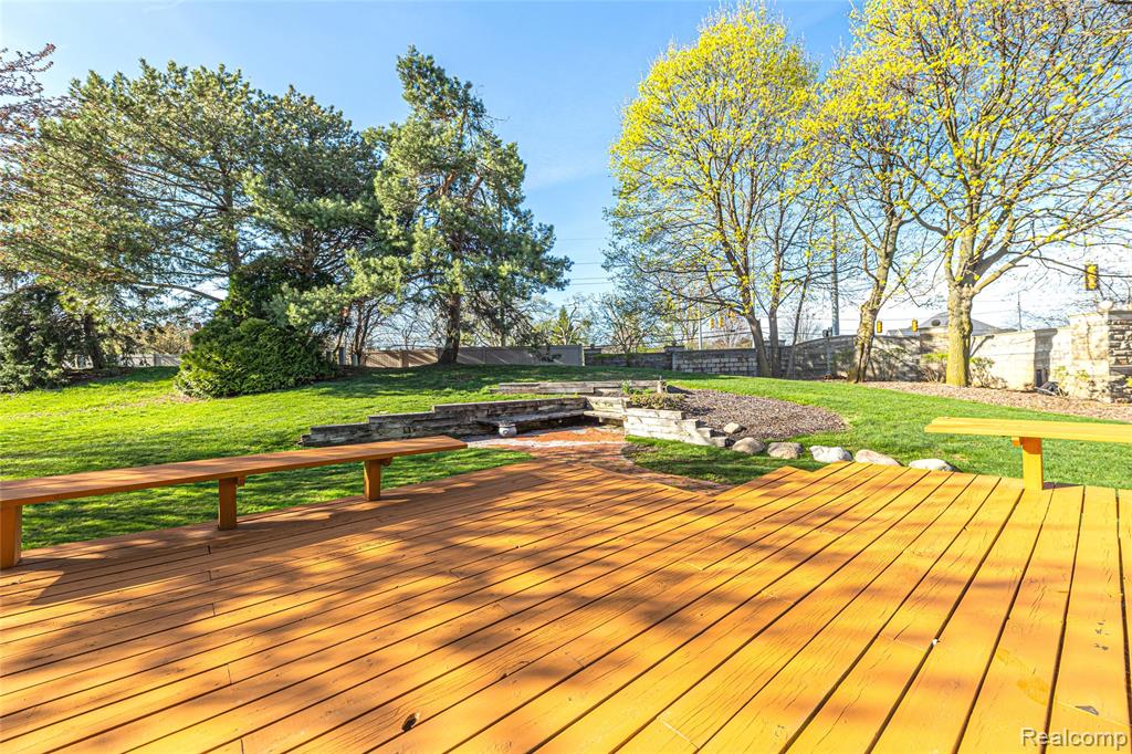 897 Augusta Drive, Rochester Hills, MI 48309 — Photo 5