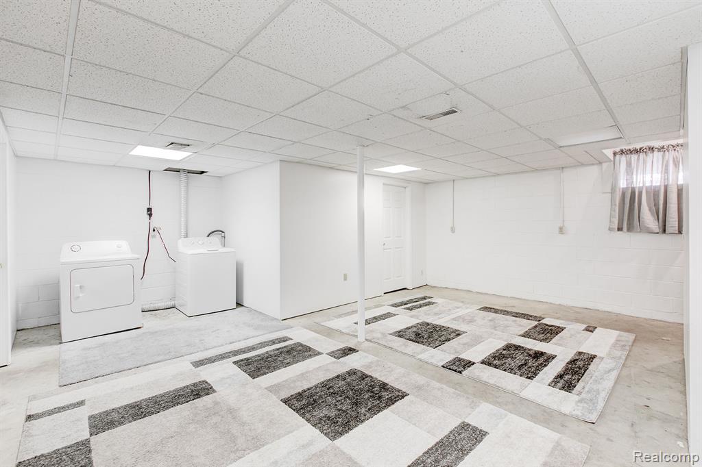 8939 FARGO Road, Greenwood, MI 48006 — Photo 36