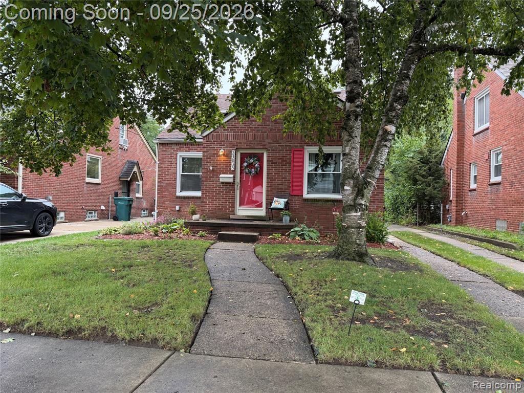 23835 Hollander Street, Dearborn, MI 48128
