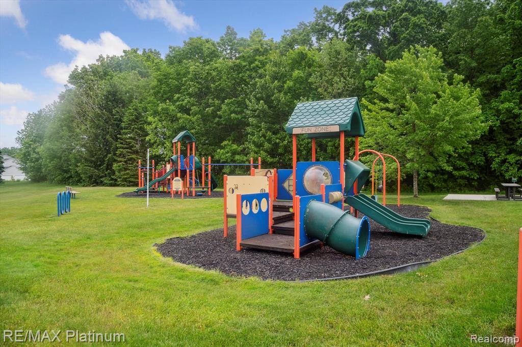 4300 Hampton Ridge, Howell, MI 48843 — Photo 26