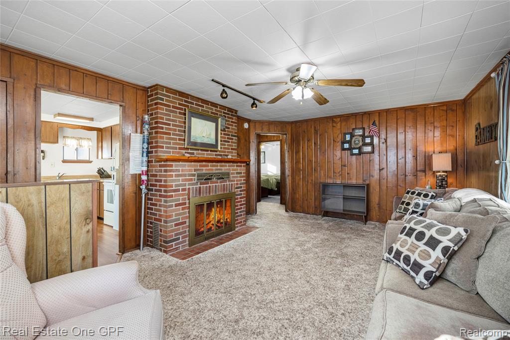3004 Maplewood Drive, Fort Gratiot, MI 48059 — Photo 6