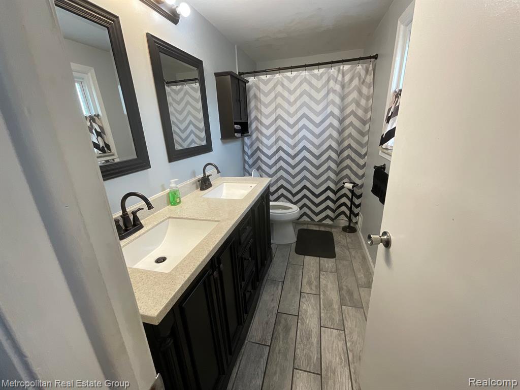 9127 BRIARWOOD Drive, Plymouth, MI 48170 — Photo 19