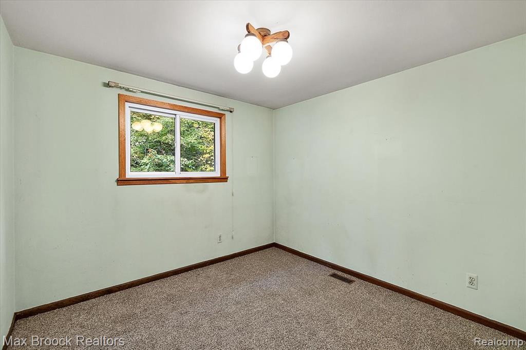 3010 Blacks Corners Road, Dryden, MI 48428 — Photo 36