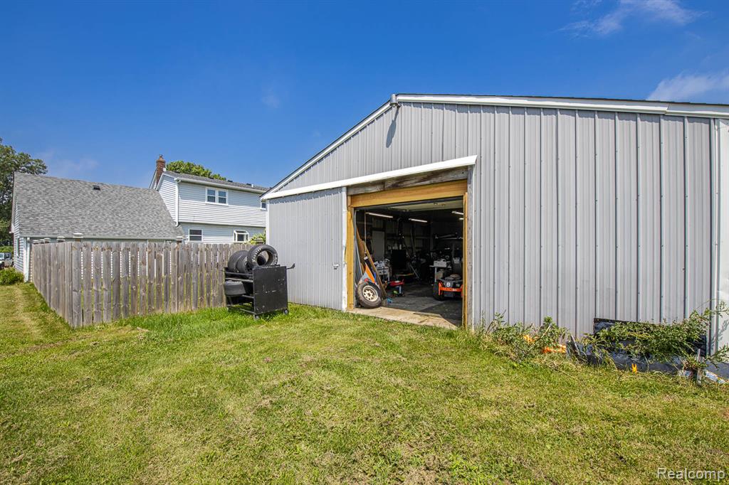 2936 Brown City Road, Imlay City, MI 48444 — Photo 11
