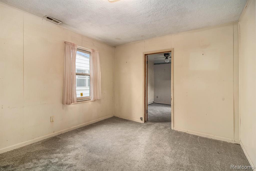 6042 Harrison Street, Garden City, MI — Photo 9