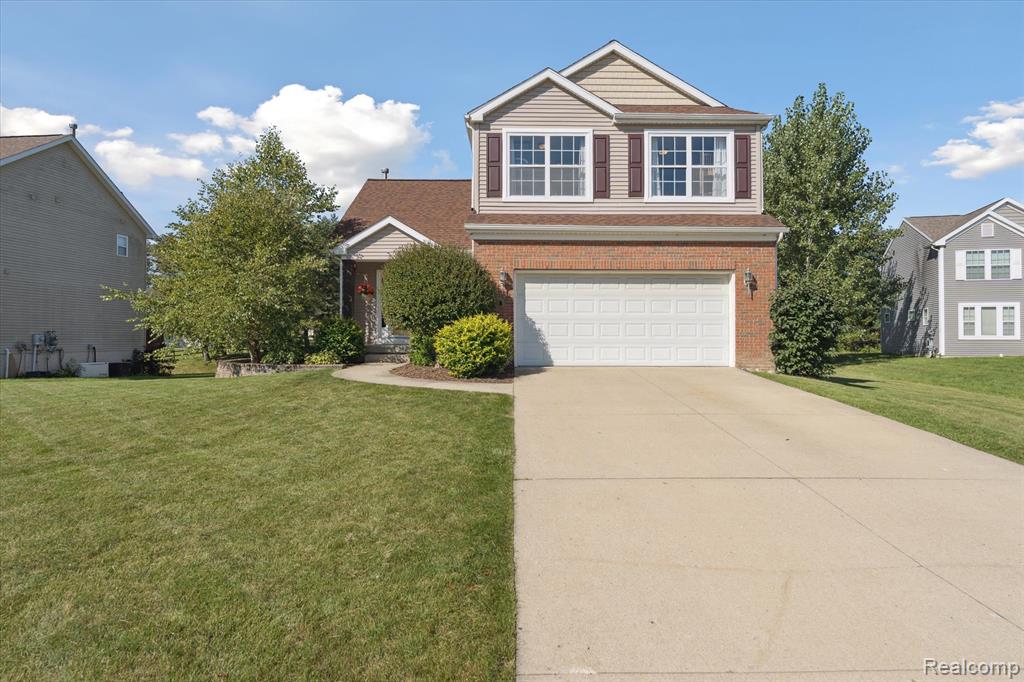 7056 Glenmeadow Court, Grand Blanc, MI 48439 — Photo 8