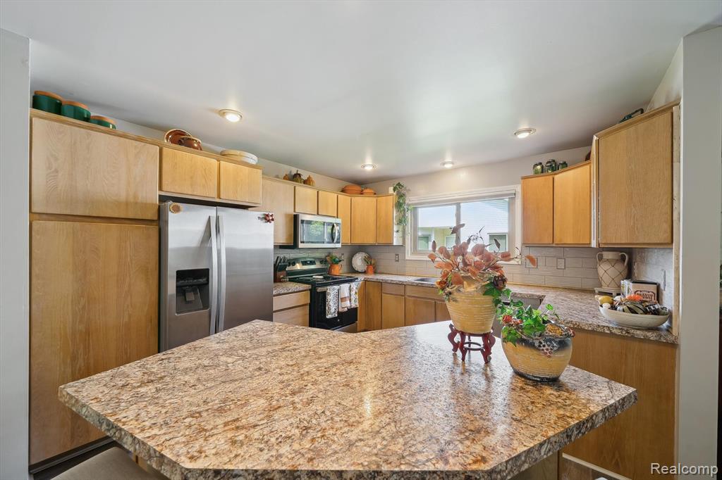 9452 Linda Drive, Davison, MI 48423 — Photo 17