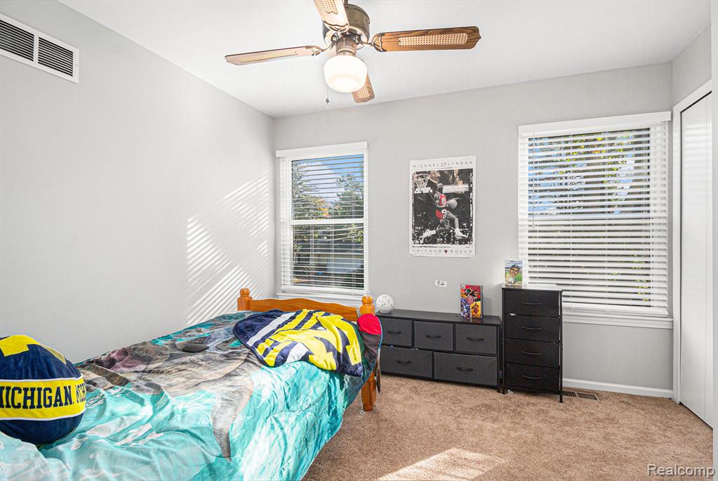 980 Sherry Drive, Lake Orion, MI 48362 — Photo 13