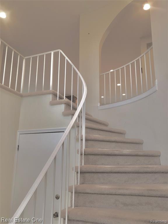 7187 Pebble Park Drive, West Bloomfield, MI — Photo 5