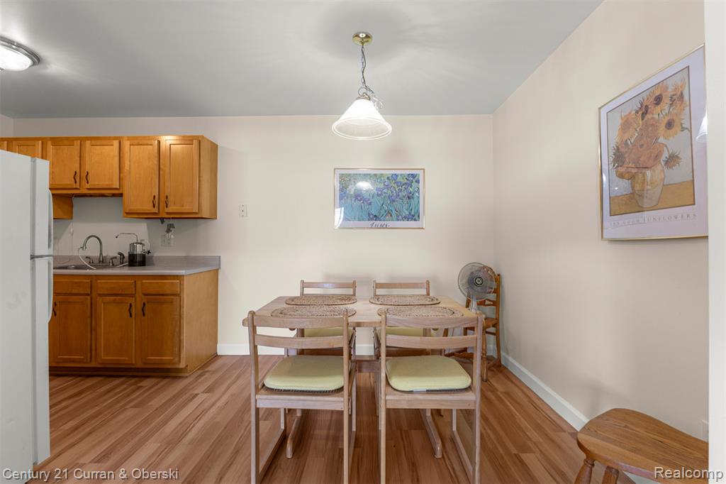 10037 Allen Pointe Drive, Allen Park, MI 48101 — Photo 8