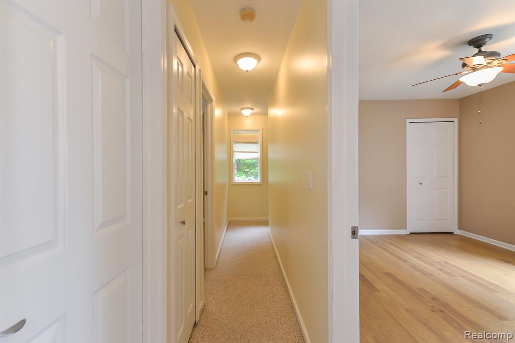7860 LAKESHORE Road, Whitmore Lake, MI 48189 — Photo 32