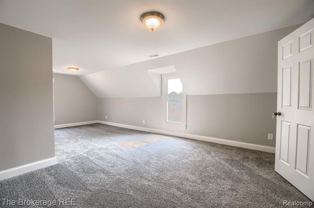 11 1ST Street, Oxford, MI 48371 — Photo 51