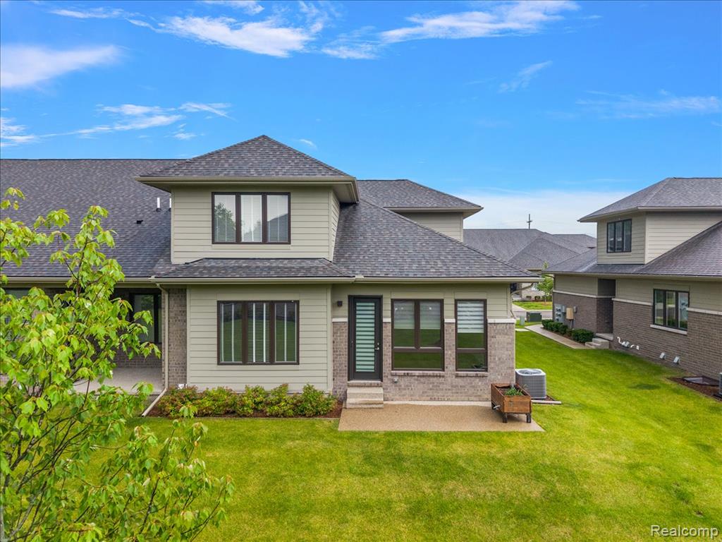 7484 Gramercy Circle, West Bloomfield, MI — Photo 59