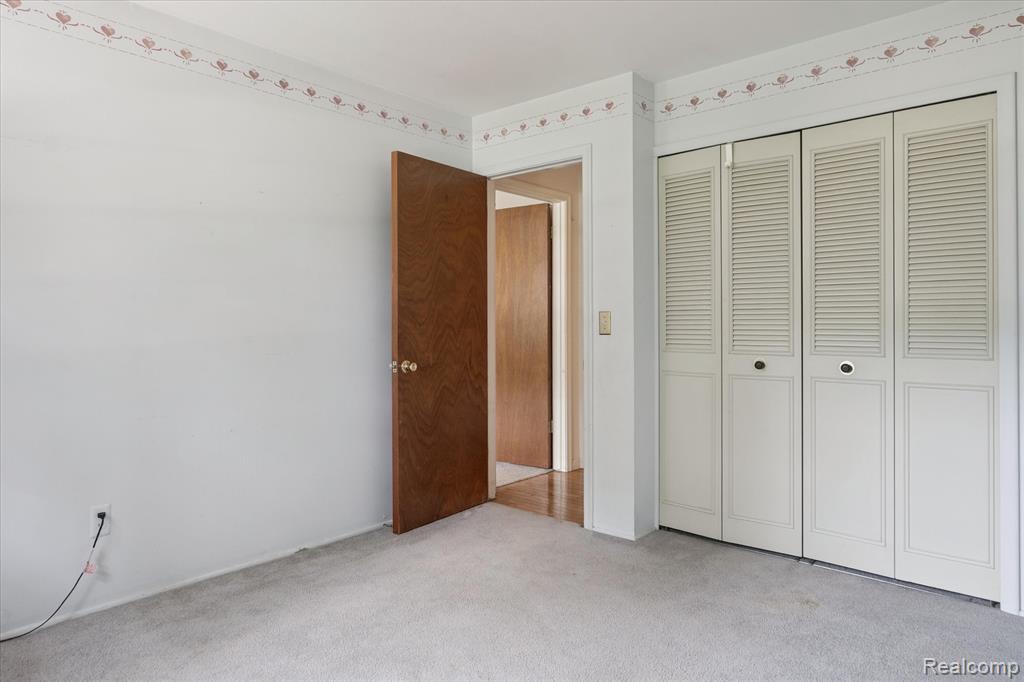 8812 Rio Vista Street, Green Oak, MI 48116 — Photo 19