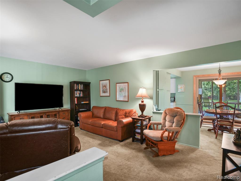 46275 W 11 Mile Rd, Novi, MI — Photo 23