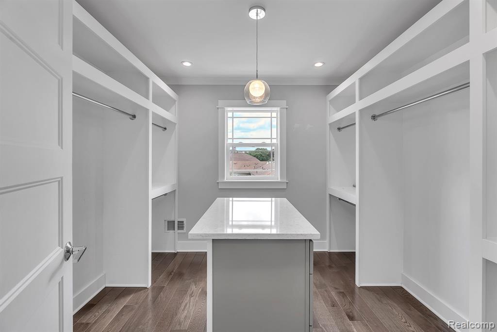 423 Woodlawn Ave, Royal Oak, MI 48073 — Photo 22