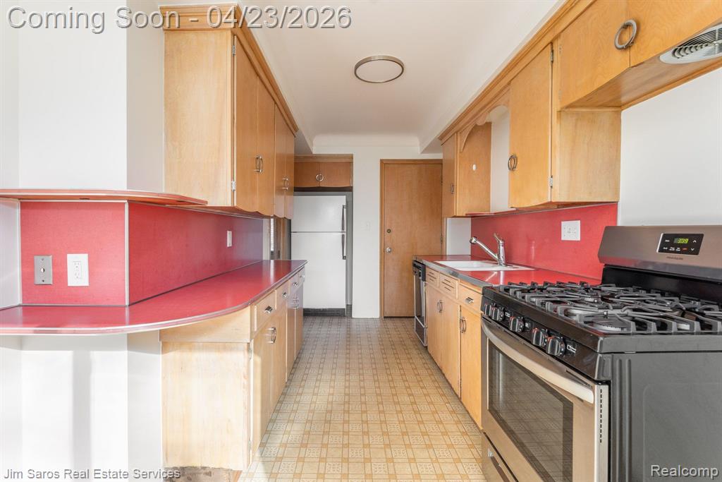 513 Saint Clair Avenue, Grosse Pointe, MI 48230 — Photo 8
