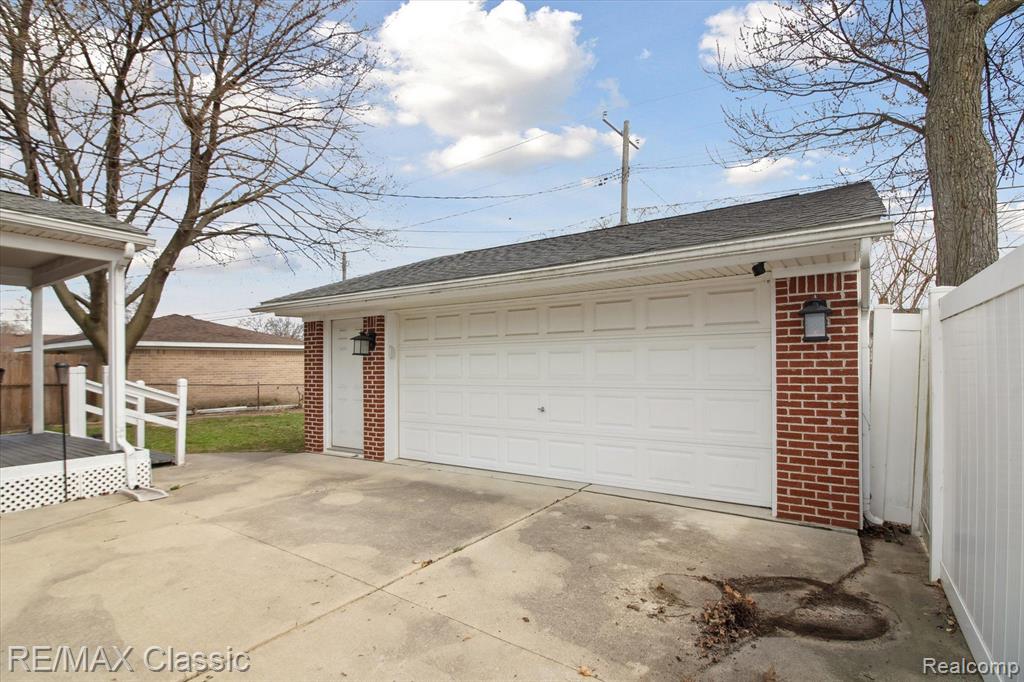 832 VAN SULL Street, Westland, MI — Photo 37
